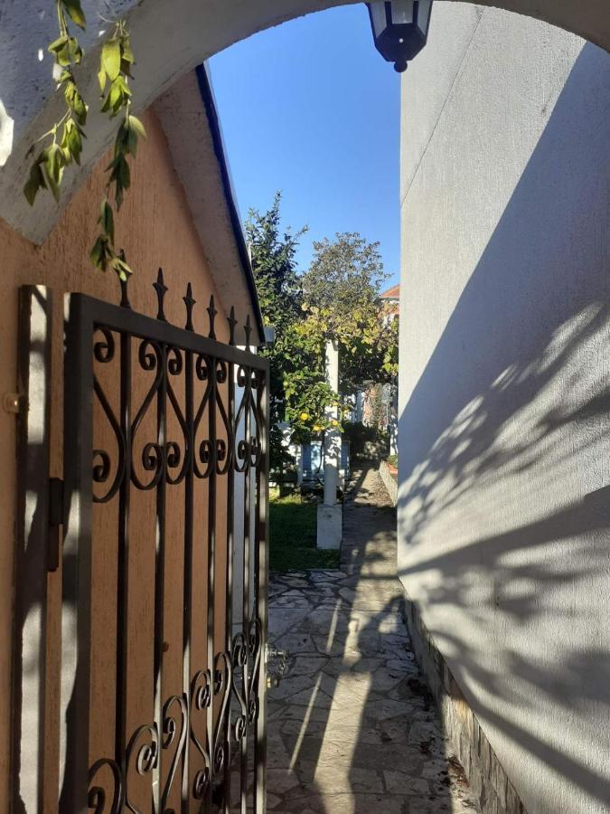 Apartments Rolovina Tivat Luaran gambar