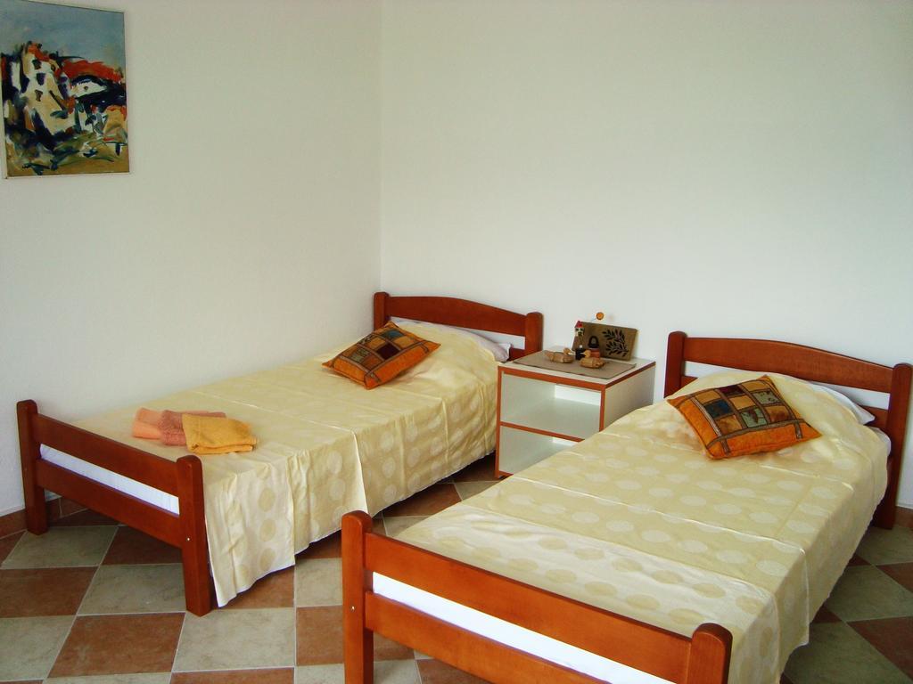 Apartments Rolovina Tivat Bilik gambar